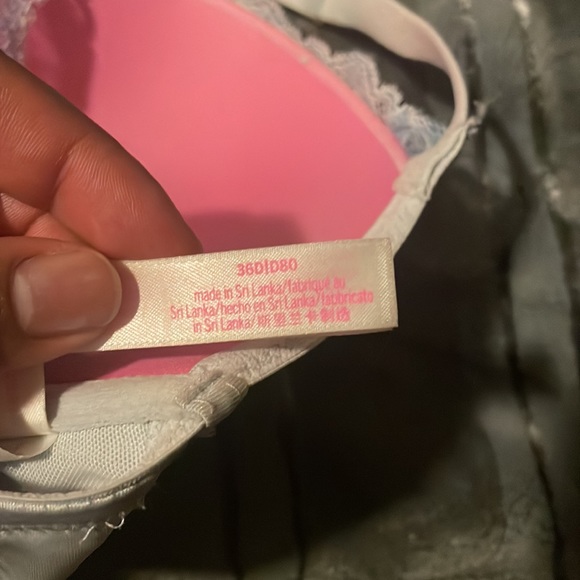 Victoria Secret bra racer back (36D) - Picture 3 of 3